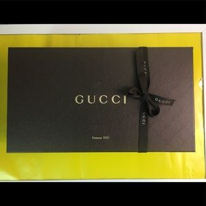 👞Gucci Brown Monogram Shoe Box, come w/ ribbon🎀